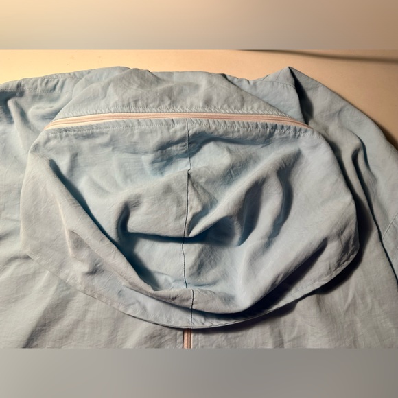 Oxford Street Paris Women’s 1X Polyester Jacket with removable hood. - Picture 3 of 8